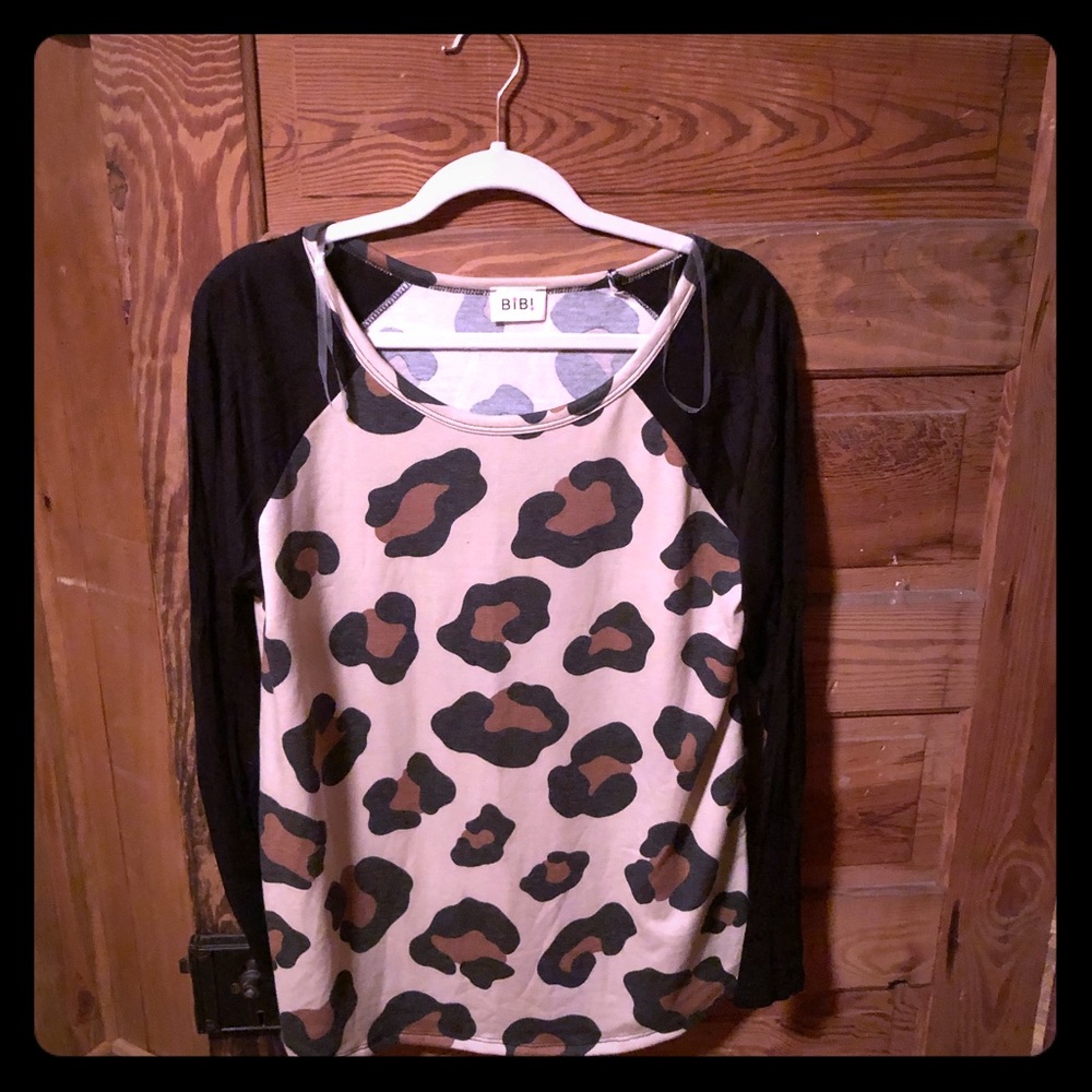 Long sleeve butter soft material.